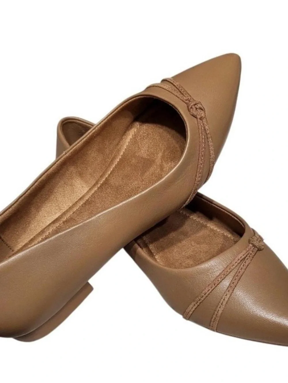 Bella Vita Pointed Toe Knot-Trim Flats in Taupe